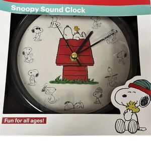 Peanuts Snoopy Sound Clock with Linus & Lucy Chime Multicolor Analog